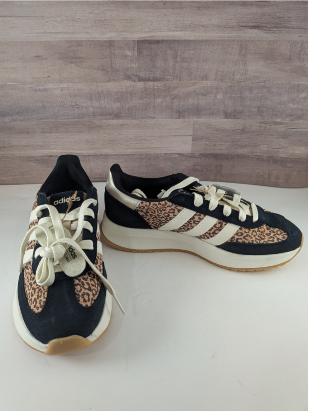 Women's Adidas Run 70s 2.0 Sneakers Size 7 Black and Beige Leopard Print